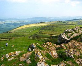 284px-Crook_Peak_towards_Compton_Hill.jpg