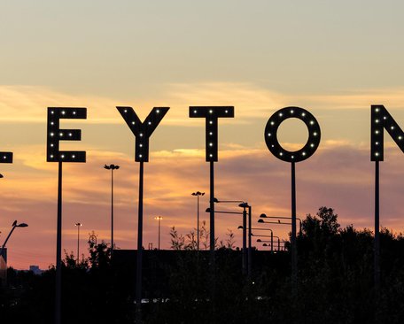 leyton.jpg